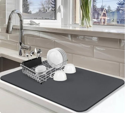 🧽 Super Absorbent Kitchen Dish Drying Mat (40 × 60 cm)