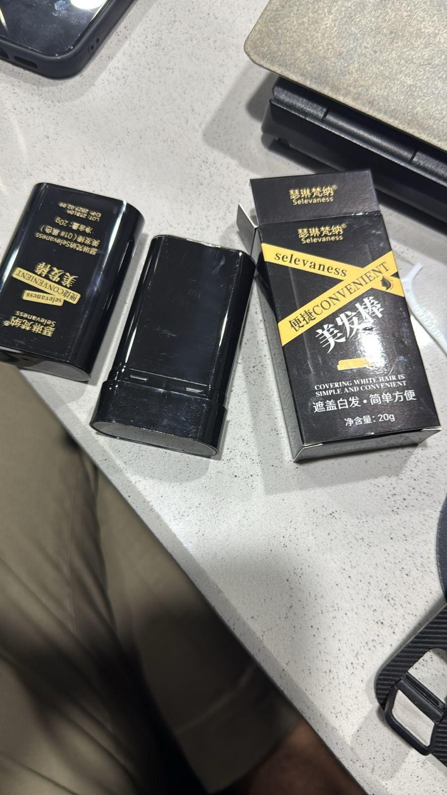 Cover White Hair Easily – 20gm Black Touch-Up Comb