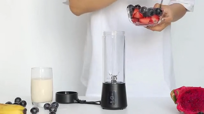 ⚡ Portable 6-Blade USB Rechargeable Juicer Blender | Personal Smoothie & Juice Maker